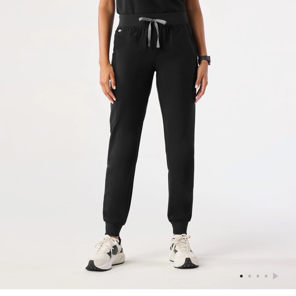 Figs Black Jogger Pants with Gray Drawstring - Picture 1 of 3